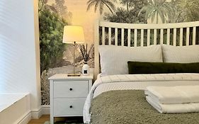 Holiday Home 2Br L 2Ba With Patio-Sleep 6